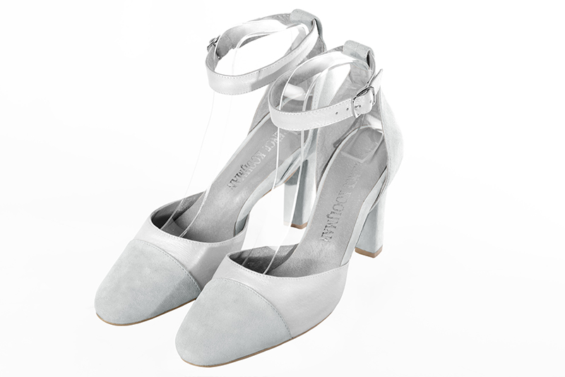 Pearl grey and light silver women's open side shoes, with a strap around the ankle. Round toe. High kitten heels. Front view - Florence KOOIJMAN